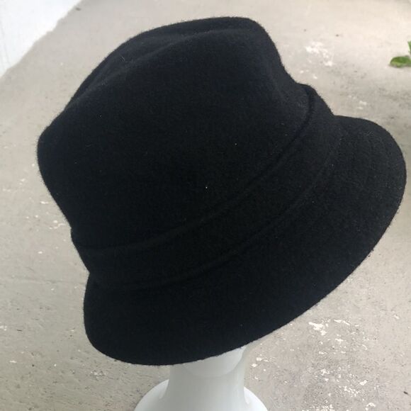 Kangol hat  - Picture 4 of 7